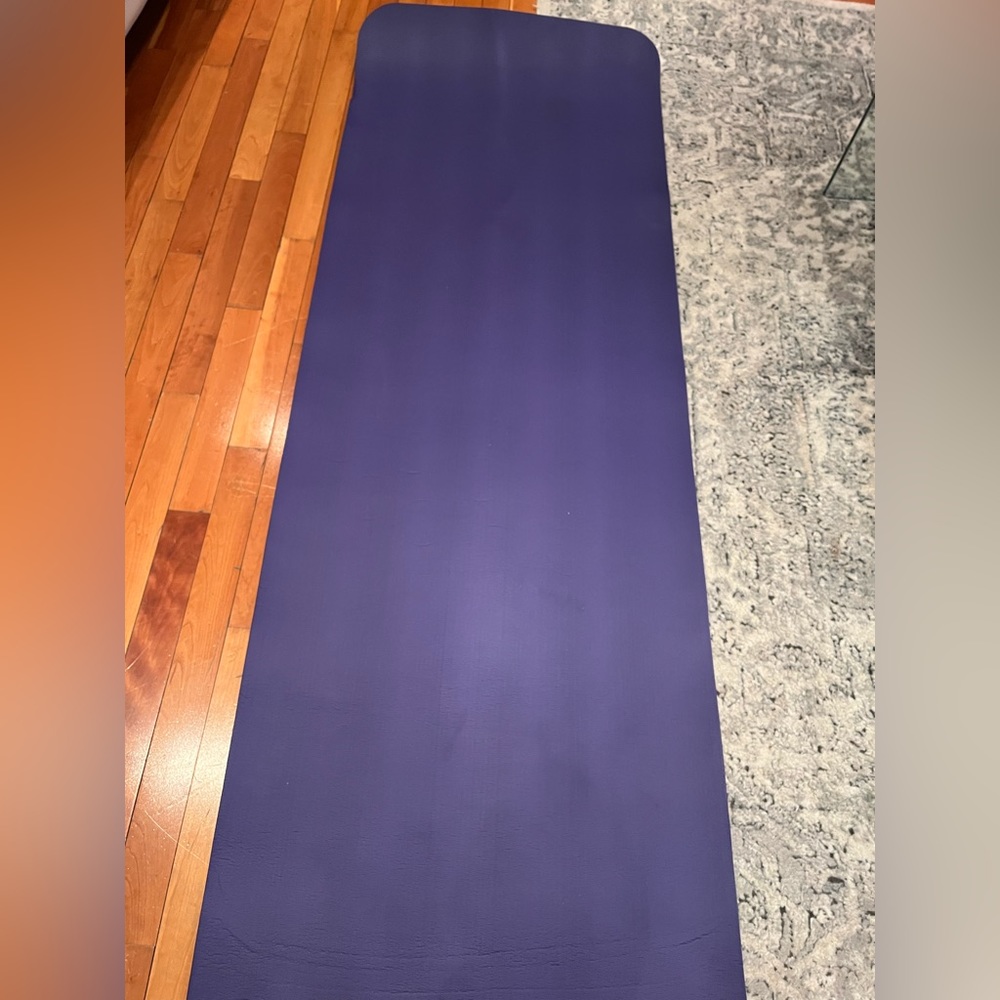 Exercise Mat - Picture 4 of 9